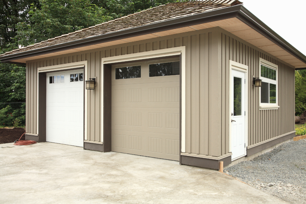 detached garage