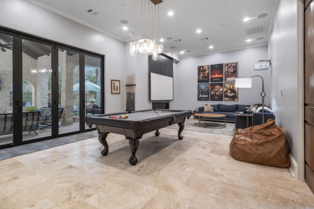 picklo homes game room