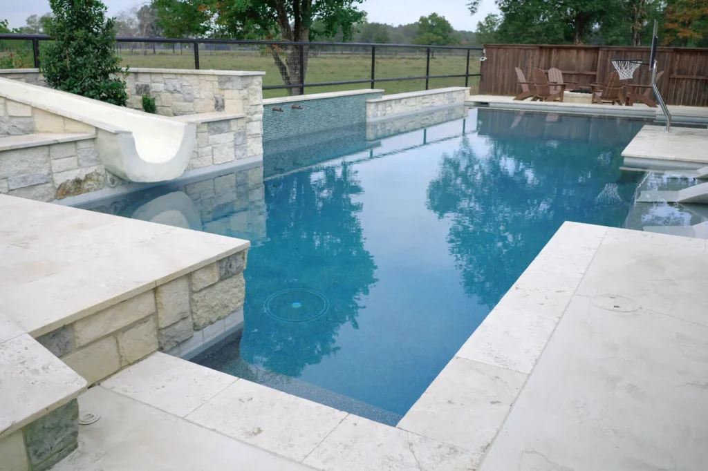 picklo homes pool