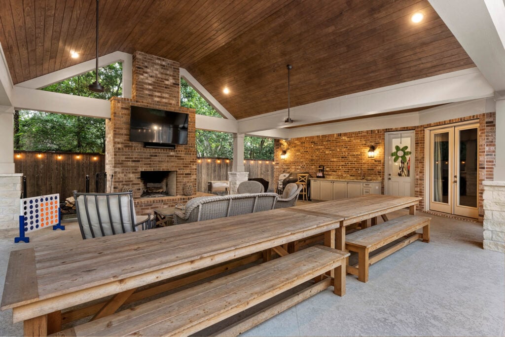 Outdoor custom space